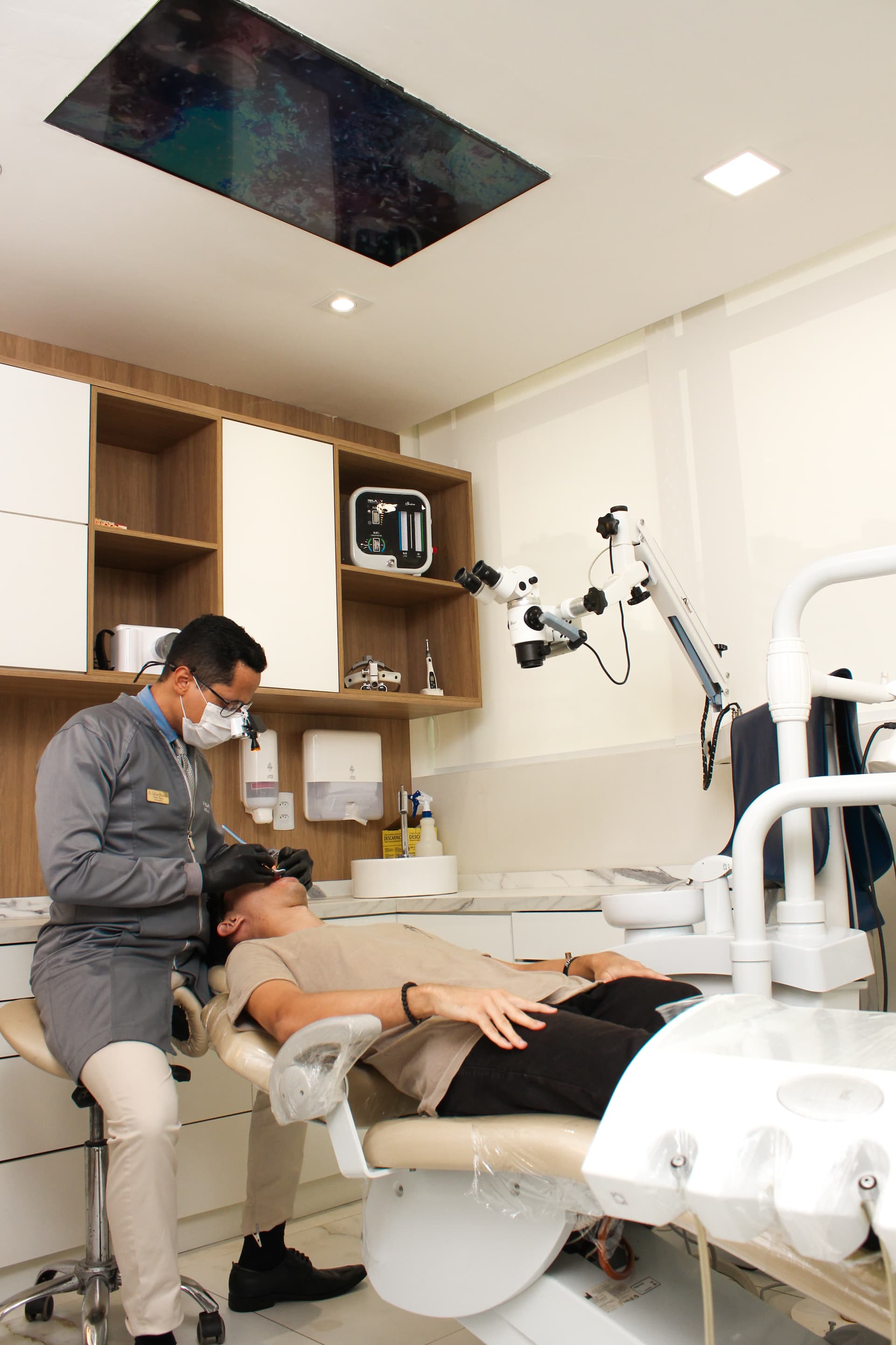 Detalhe da decoração sofisticada da clínica Imerse